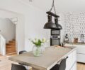 La_table_haute,_un_meuble_tendance_à_avoir_chez_soi